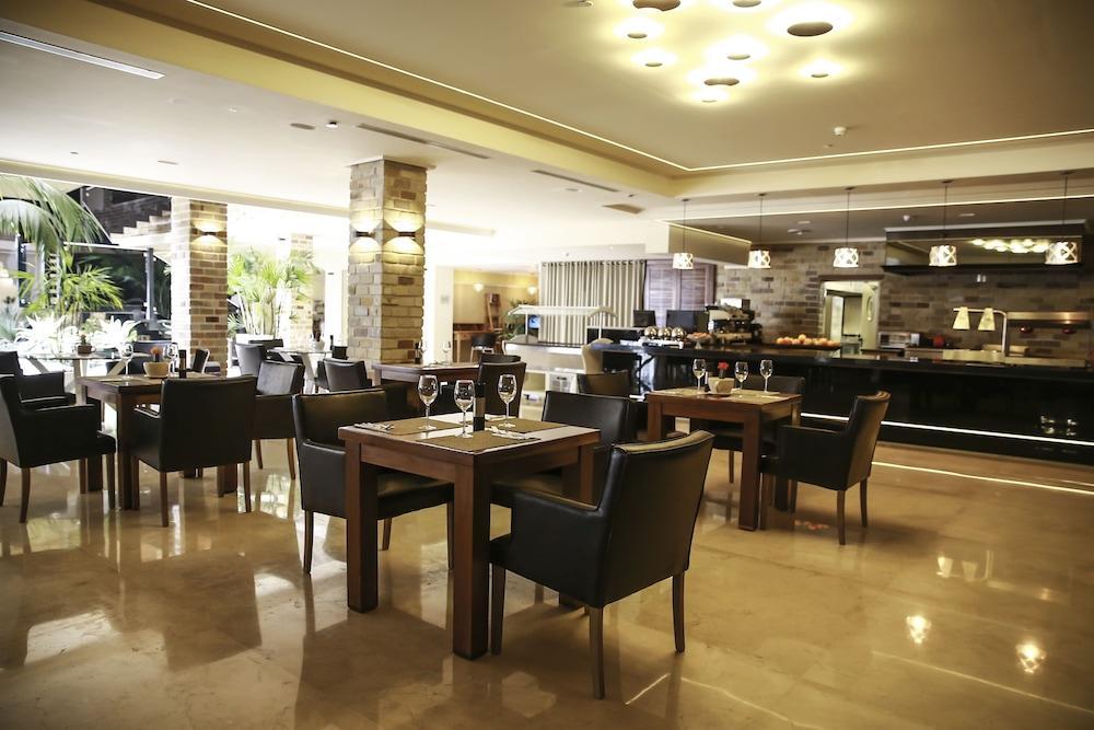Garden Hotel Boutique & Events Haïfa Extérieur photo